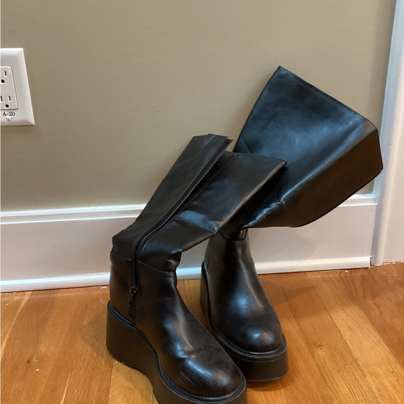 Black Pleather Women's Boots - Picture 2 of 3